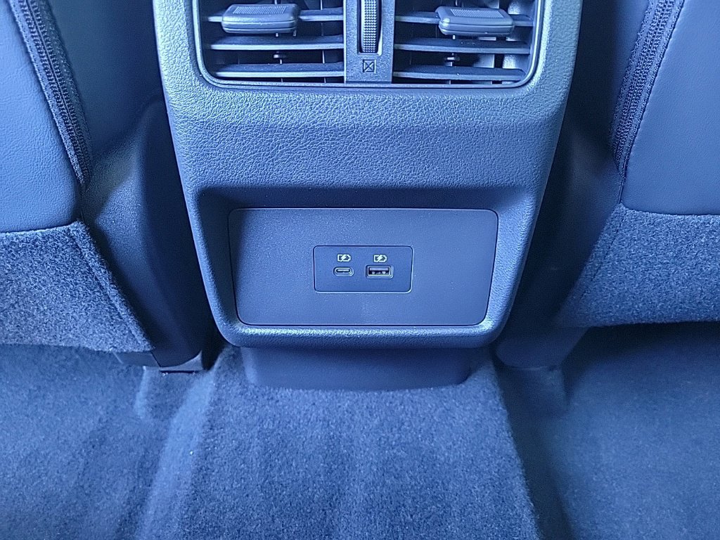 Used 2023 Nissan Rogue Platinum AWD/4WD image 23