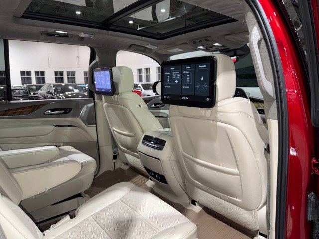 Used 2021 Cadillac Escalade Sport Platinum w/ Heavy-Duty Trailer Package image 65