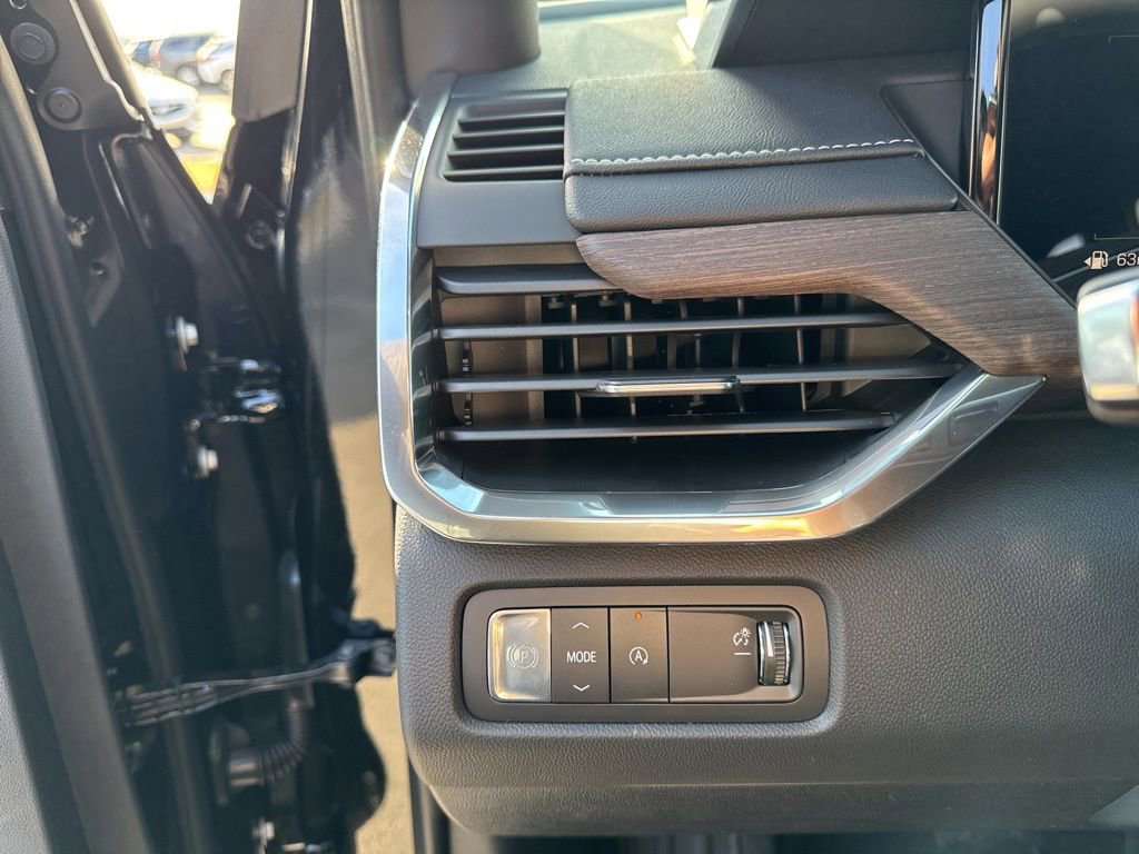 New 2026 GMC Acadia Denali w/ Super Cruise Package image 15