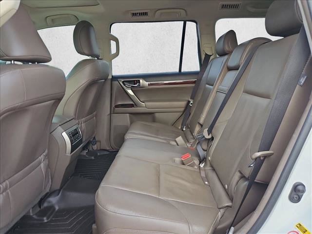 Used 2014 Lexus GX 460 w/ Premium Package AWD/4WD image 15