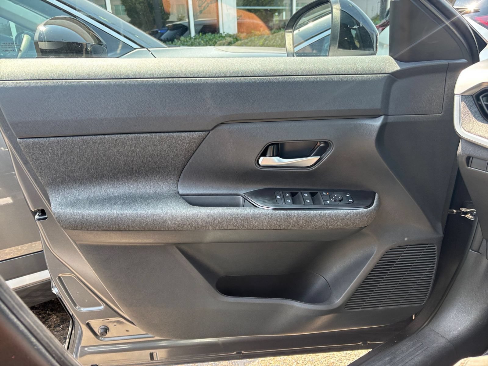 Used 2026 Nissan Kicks SV w/ Cold Weather Package AWD/4WD image 15