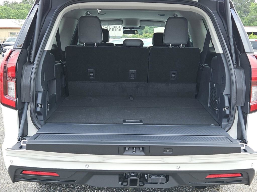 New 2026 Ford Expedition Max Active RWD image 11