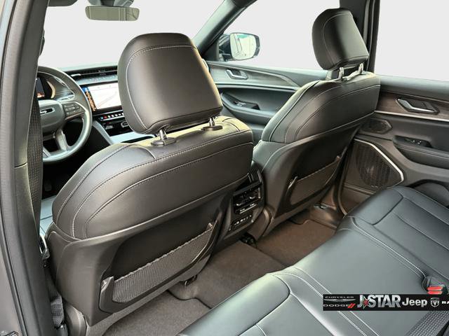 New 2026 Jeep Grand Cherokee Limited image 21