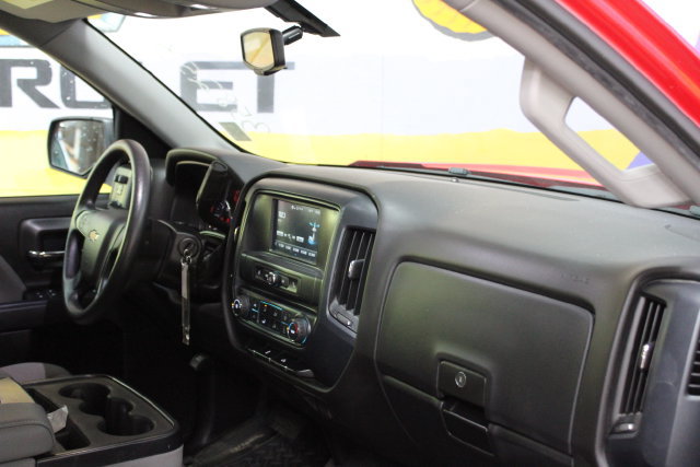 Used 2018 Chevrolet Silverado 1500 Custom w/ Custom Value Package AWD/4WD image 12