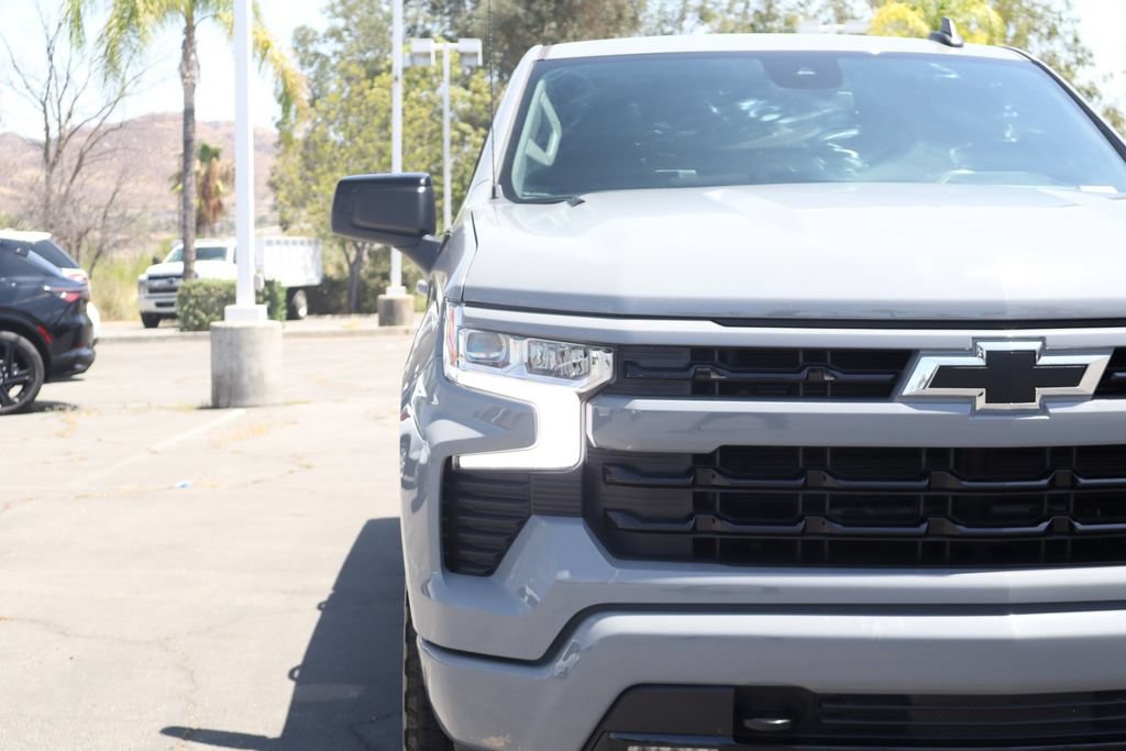 Used 2024 Chevrolet Silverado 1500 RST w/ Convenience Package II AWD/4WD image 9