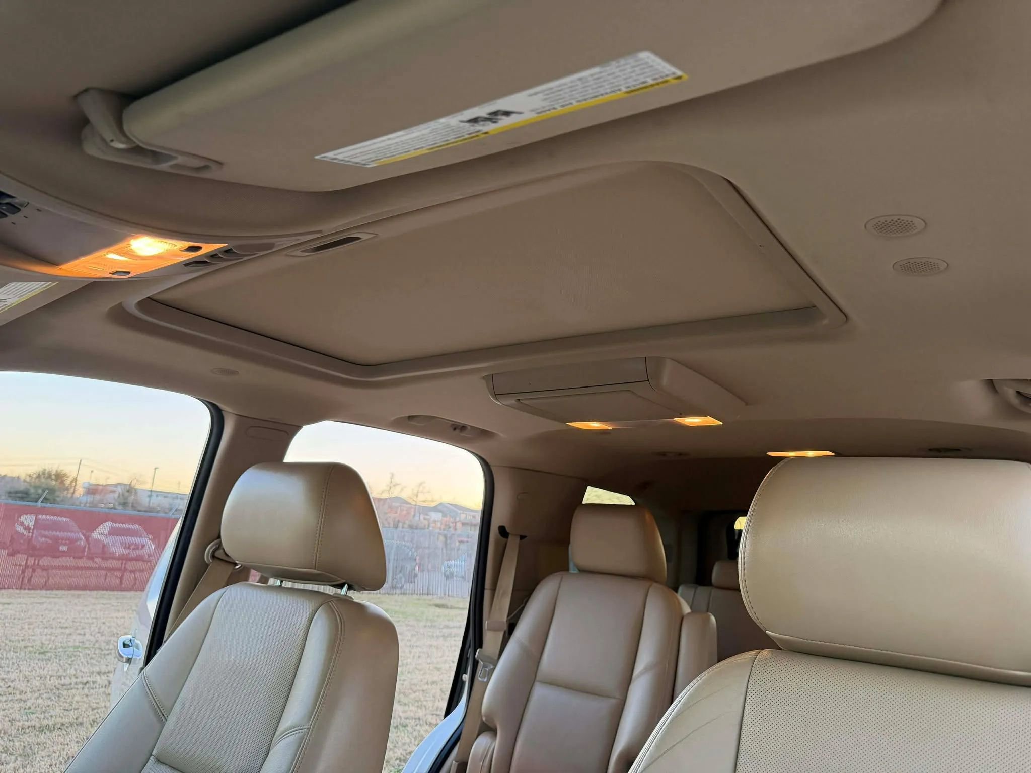 Used 2012 GMC Yukon Denali image 32