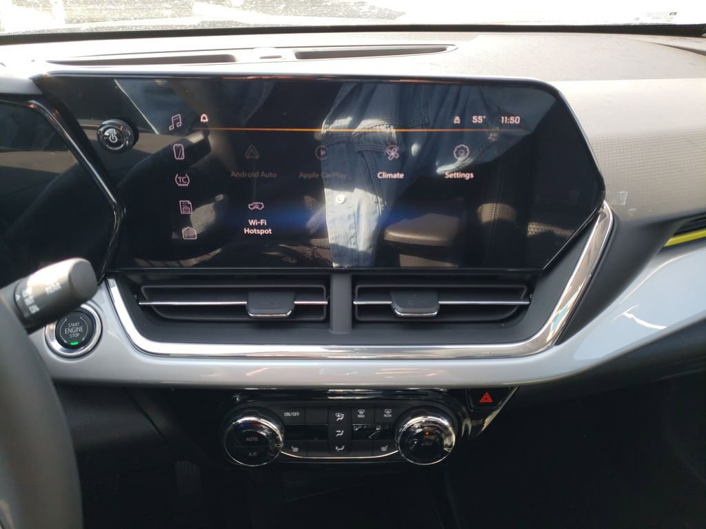 New 2026 Chevrolet Trax LT w/ Driver Confidence Package image 16