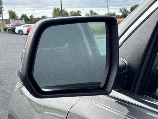 Used 2019 GMC Acadia SLE FWD image 20