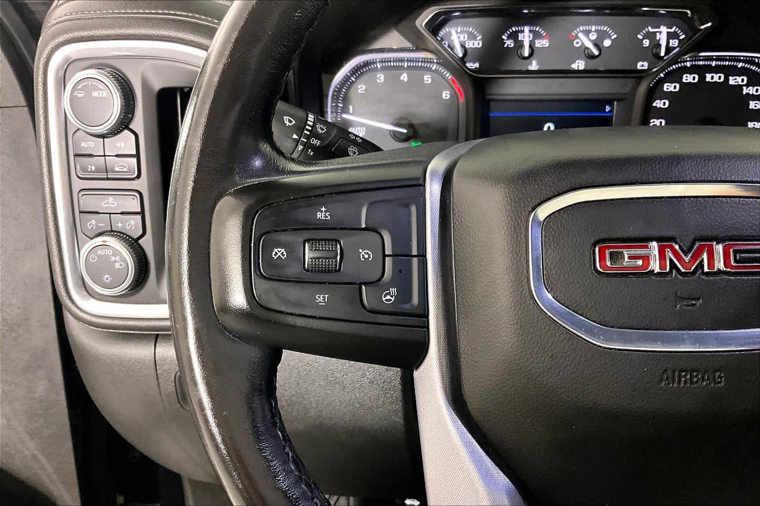 Used 2020 GMC Sierra 1500 SLE w/ Preferred Package AWD/4WD image 23