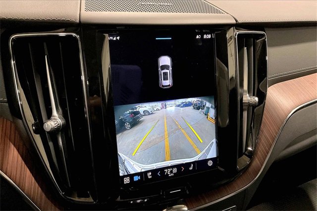 Certified 2023 Volvo XC60 B5 Ultimate w/ Climate Package image 22