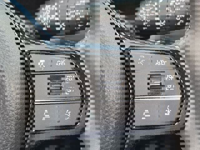 Used 2024 Honda HR-V EX-L image 30