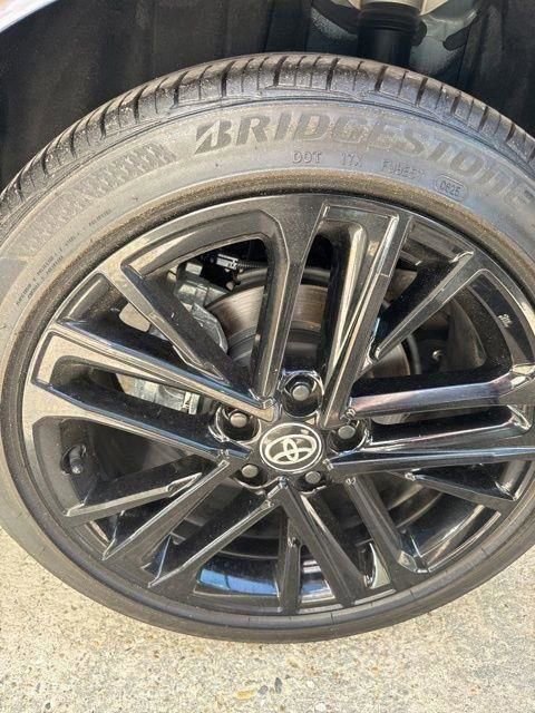 Used 2025 Toyota Camry SE w/ Convenience Package image 40