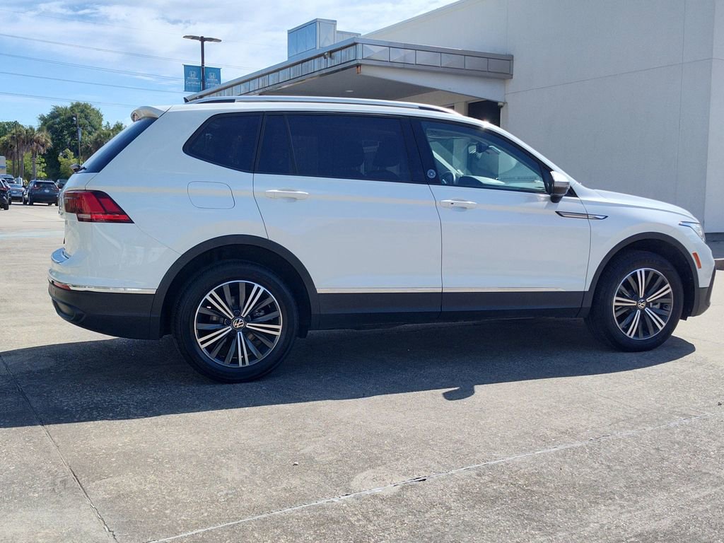 Used 2024 Volkswagen Tiguan Wolfsburg Edition image 11