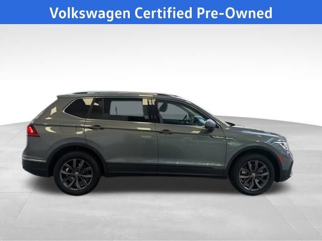 Certified 2022 Volkswagen Tiguan SE w/ Panoramic Sunroof Package image 10