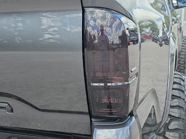 Used 2020 Toyota Tacoma TRD Sport AWD/4WD image 8