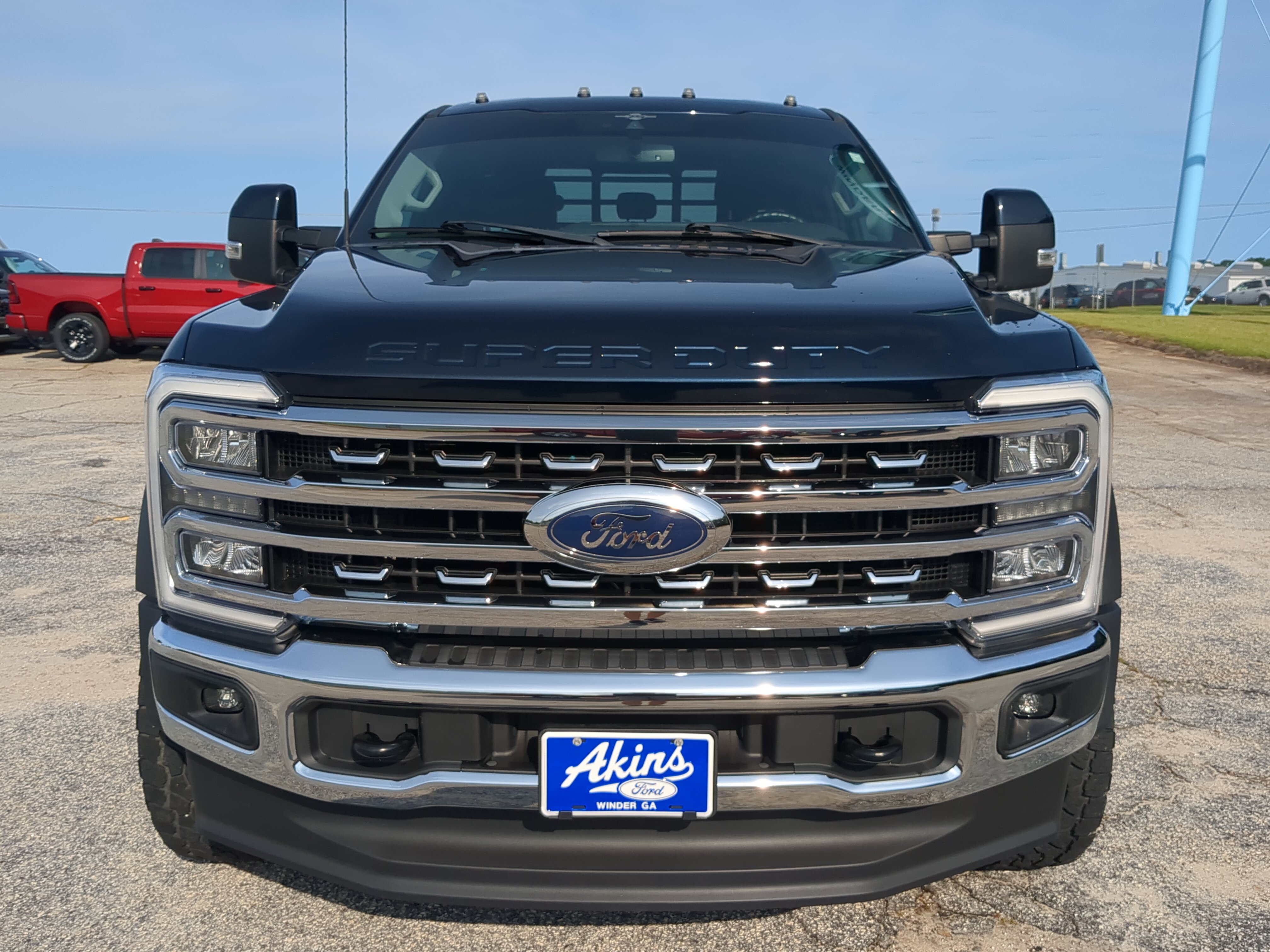 Used 2023 Ford F450 Lariat AWD/4WD image 7