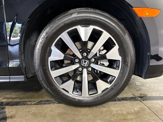 Used 2025 Honda Odyssey EX-L image 10