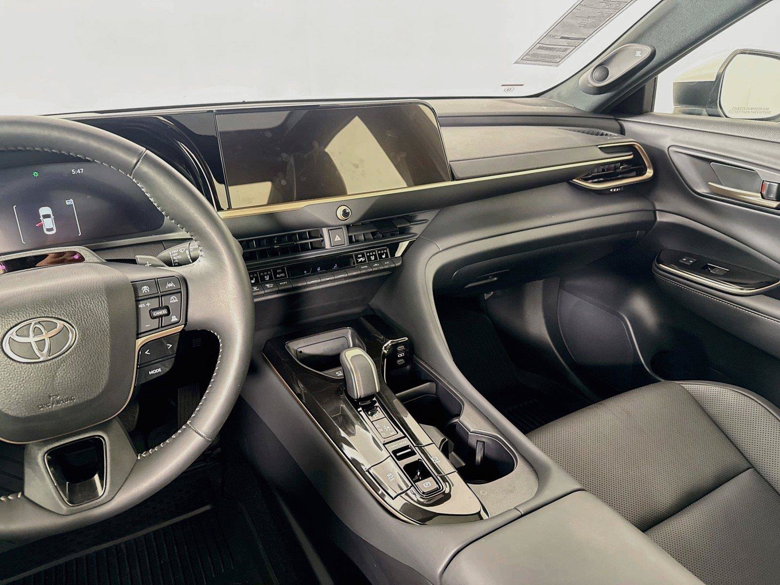 Certified 2024 Toyota Crown Platinum AWD/4WD image 35