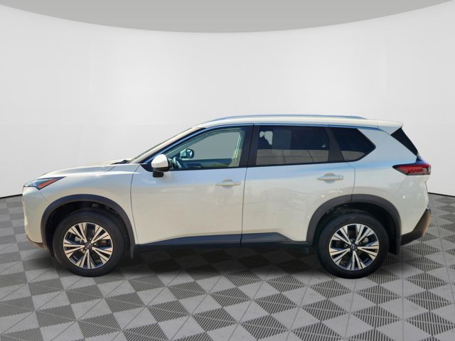 Certified 2023 Nissan Rogue SV w/ SV Premium B Package AWD/4WD image 5