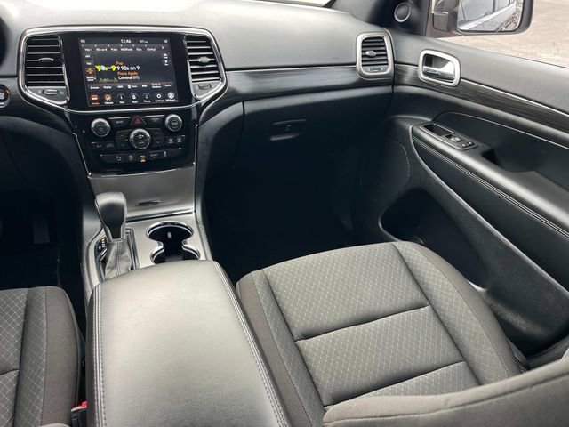 Used 2022 Jeep Grand Cherokee Laredo E image 5