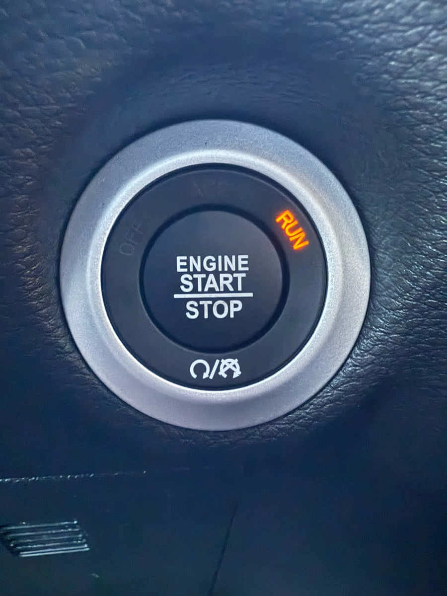 New 2026 Chrysler Pacifica Select image 25