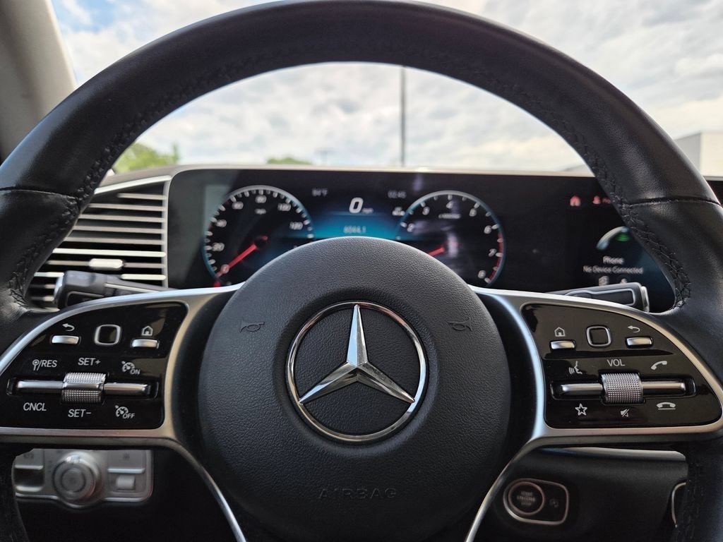 Used 2023 Mercedes-Benz GLS 450 4MATIC image 36