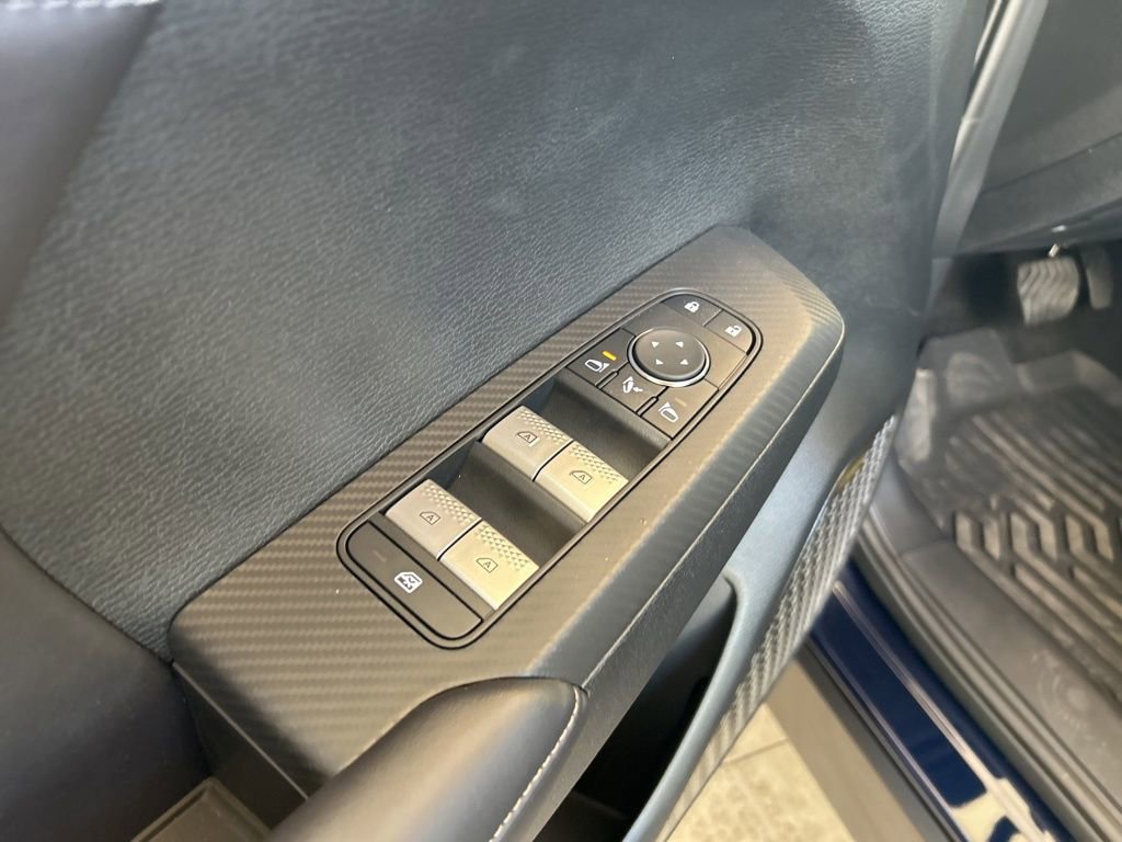 New 2025 Mitsubishi Outlander SE image 33