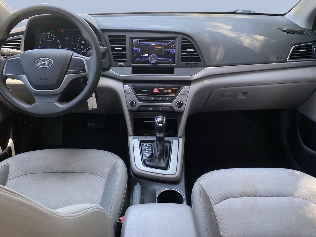 Used 2017 Hyundai Elantra SE FWD image 15