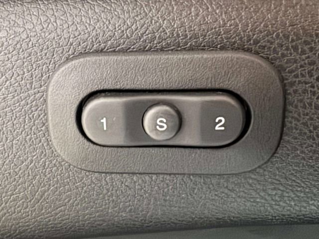 Used 2018 Jeep Grand Cherokee Limited image 22