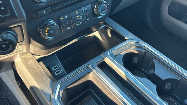 Used 2017 Ford F150 XLT w/ Equipment Group 302A Luxury image 20