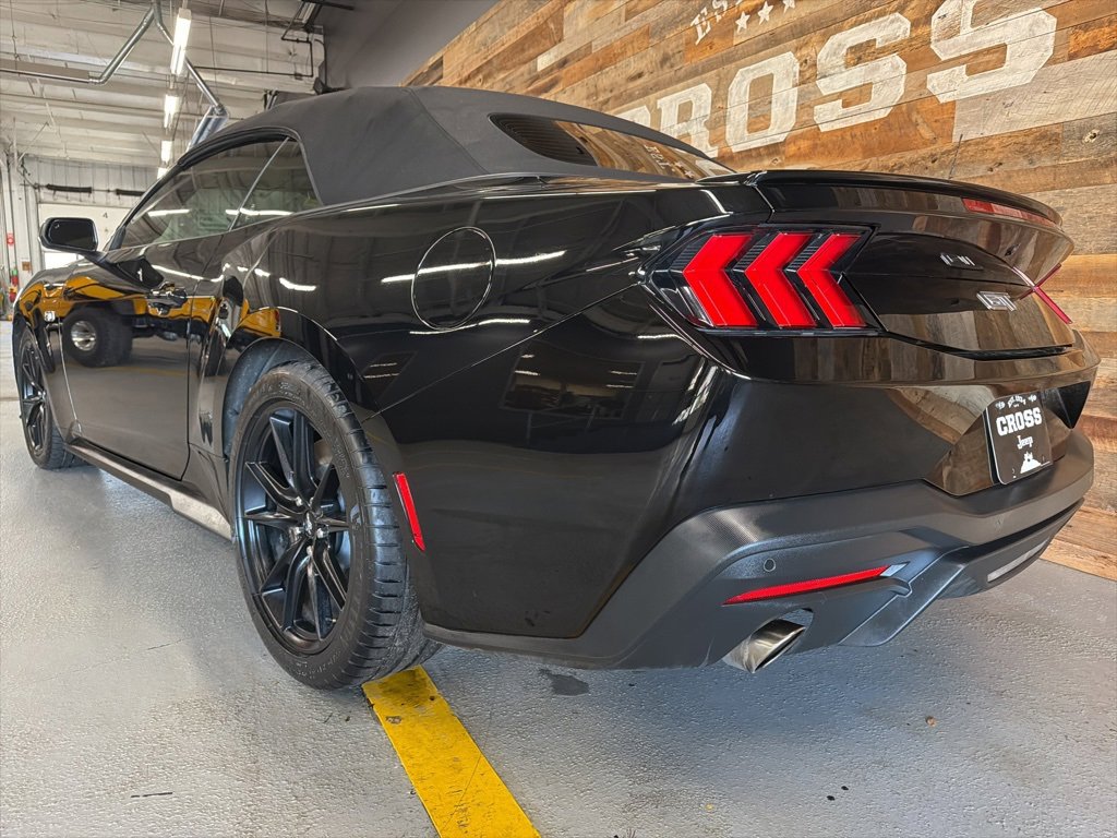 Used 2024 Ford Mustang GT Premium image 21