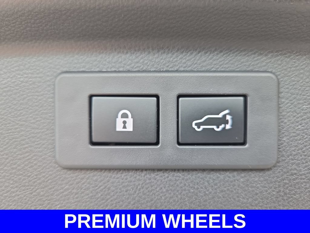 Certified 2023 Subaru Forester Limited AWD/4WD image 18