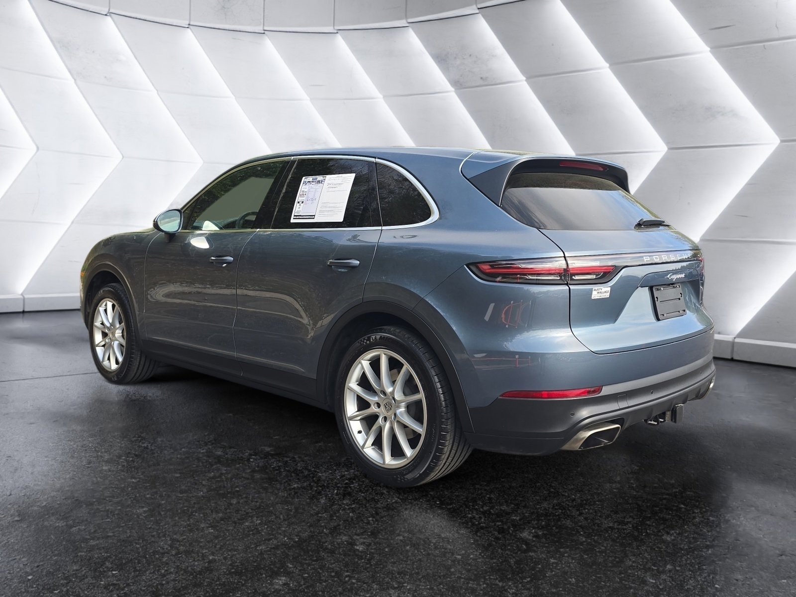 Used 2019 Porsche Cayenne image 3