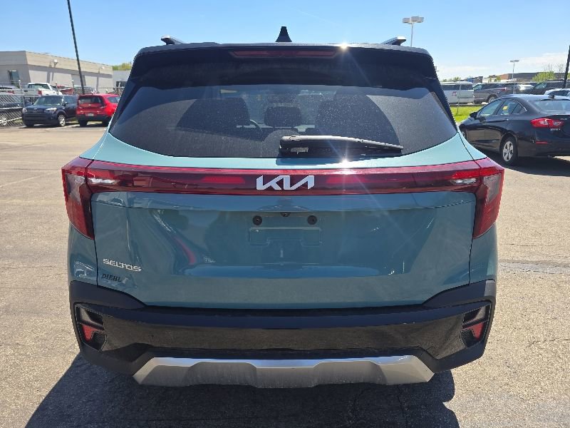 Used 2024 Kia Seltos S FWD image 6