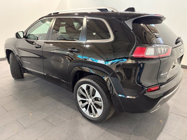 Used 2019 Jeep Cherokee Overland AWD/4WD image 3