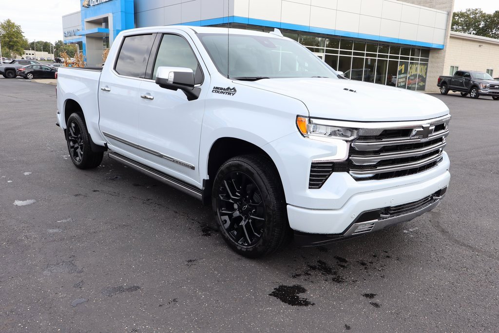 New 2026 Chevrolet Silverado 1500 High Country image 2