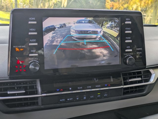 Used 2023 Toyota Sienna LE image 12