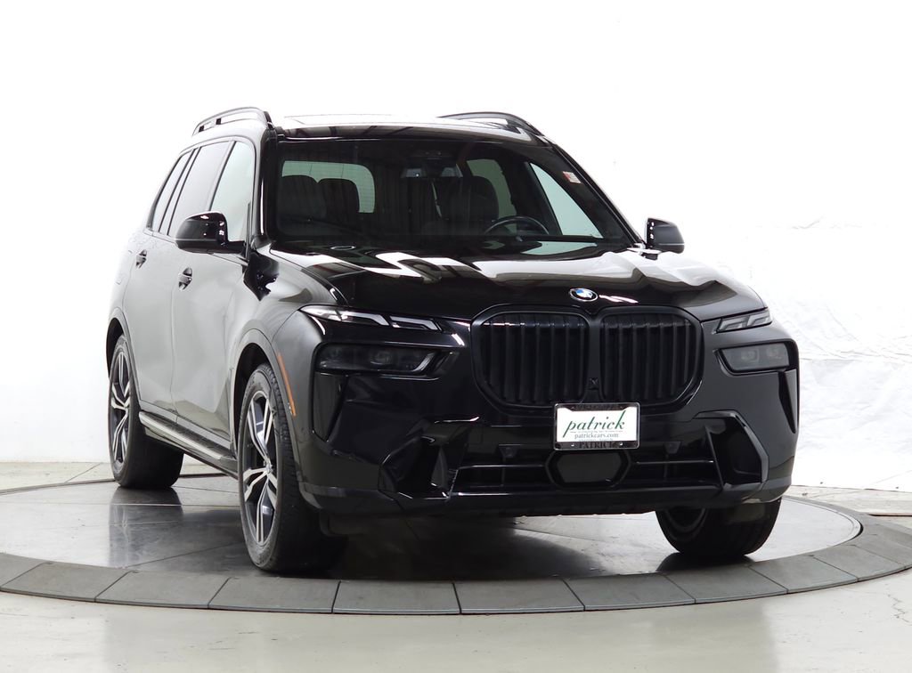 Used 2023 BMW X7 xDrive40i w/ M Sport Package AWD/4WD image 11