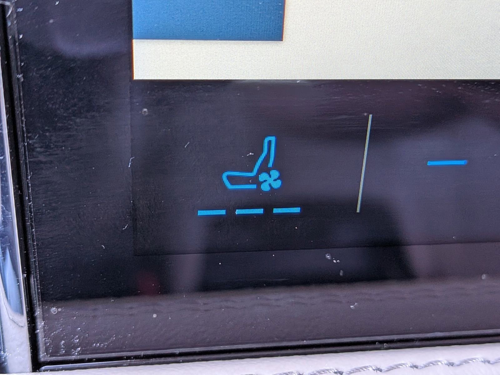 Certified 2025 Lincoln Corsair FWD w/ Equipment Group 101A image 26