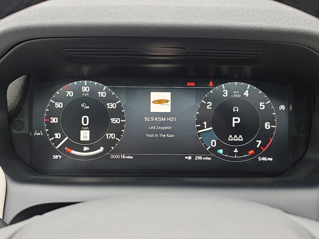 New 2026 Land Rover Discovery Sport Landmark AWD/4WD image 19