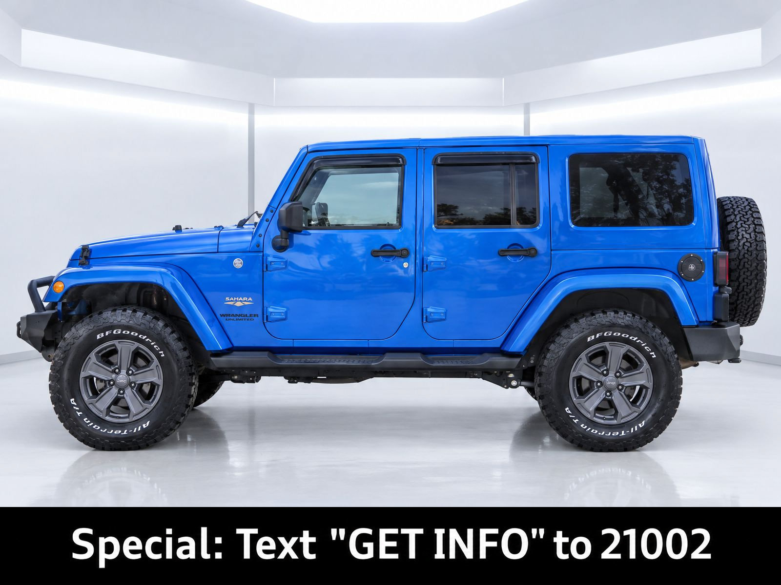 Used 2015 Jeep Wrangler Unlimited Sahara w/ Connectivity Group AWD/4WD image 6