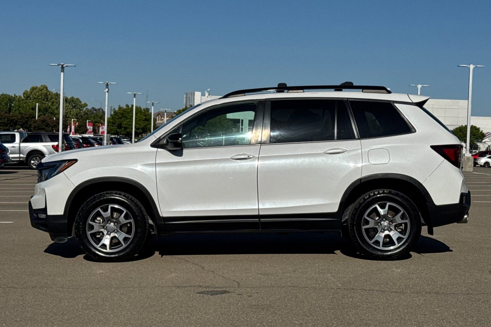 Used 2022 Honda Passport TrailSport image 7