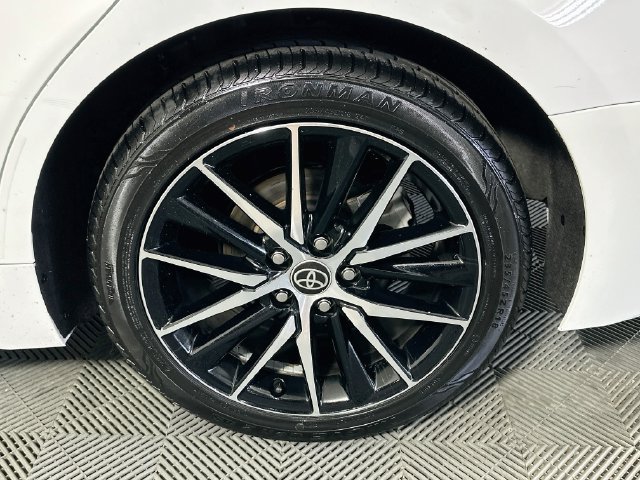 Used 2023 Toyota Camry SE FWD image 29