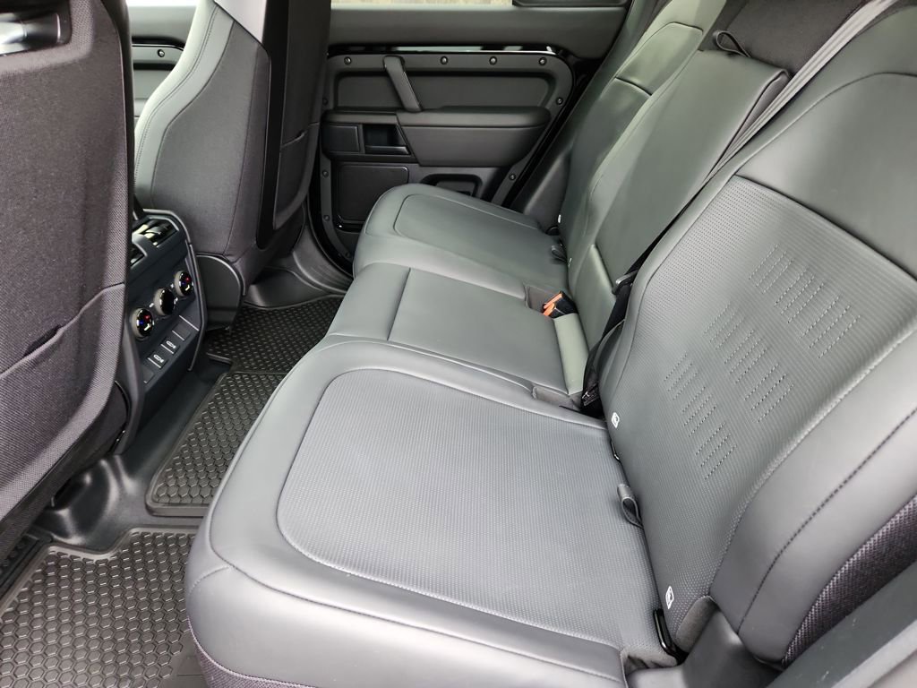 New 2026 Land Rover Defender 110 OCTA AWD/4WD image 5