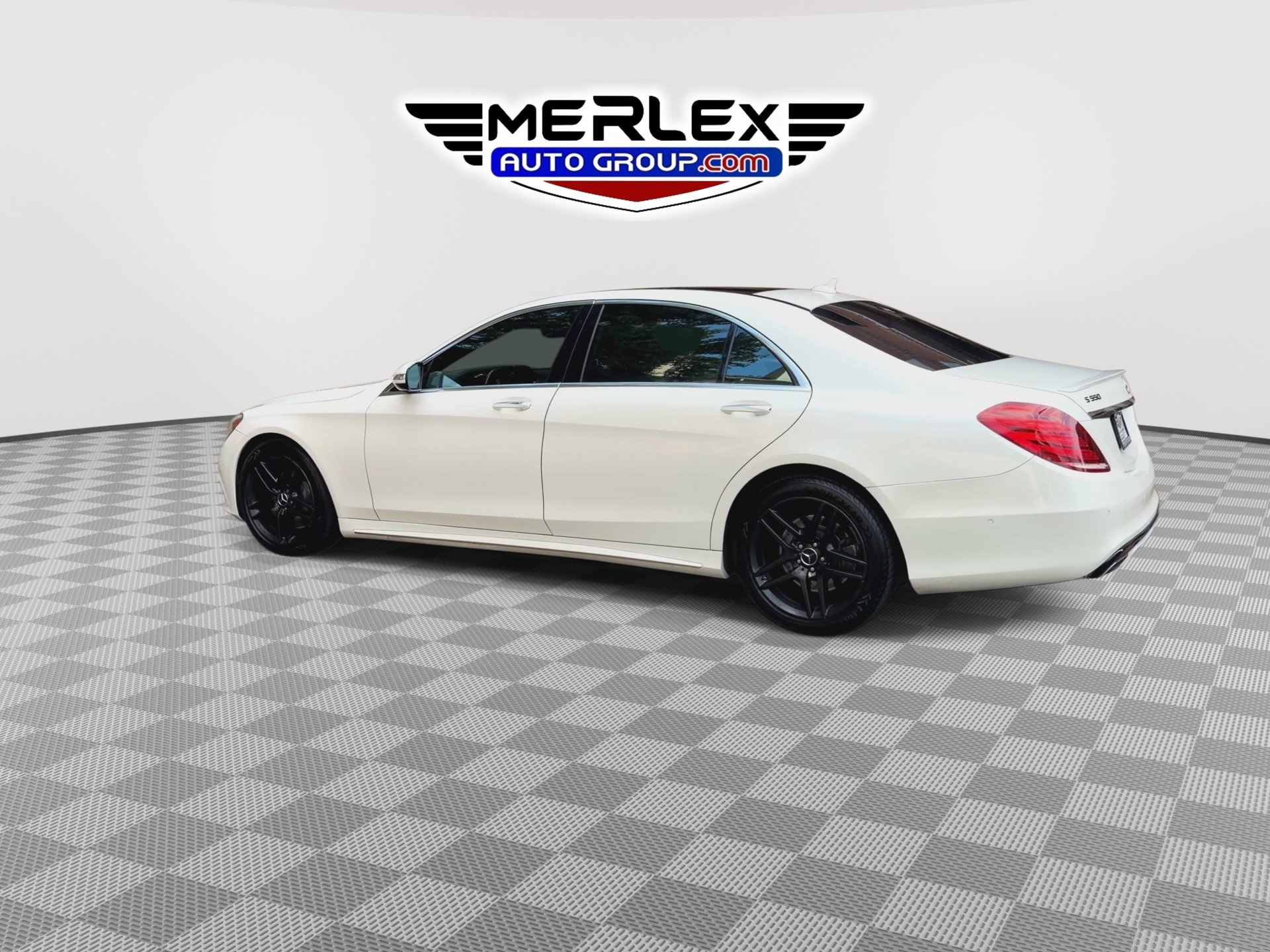 Used 2015 Mercedes-Benz S 550 4MATIC Sedan image 6