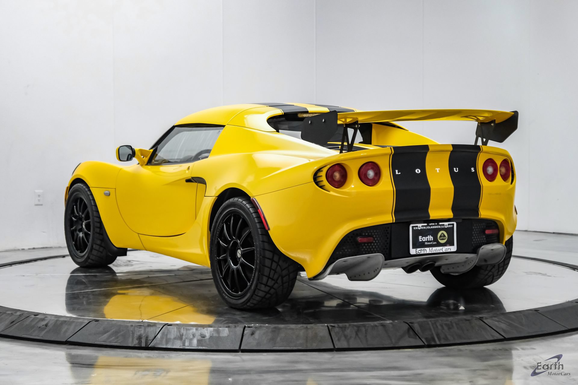 Used 2005 Lotus Elise RWD image 13