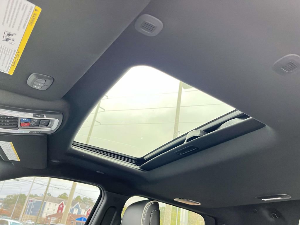 Used 2023 RAM 3500 Limited image 24