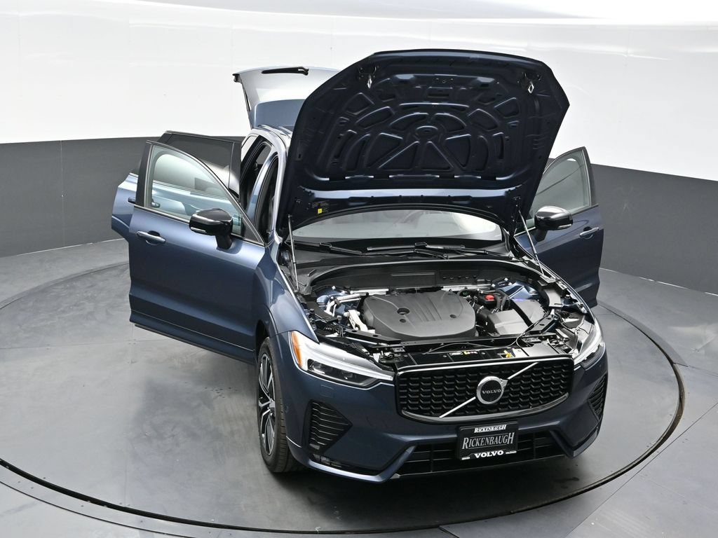 Used 2024 Volvo XC60 B5 Plus w/ Protection Package Premier AWD/4WD image 36