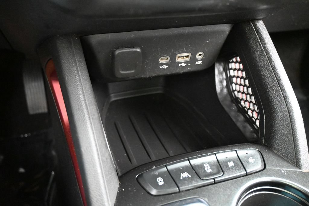 Used 2023 Chevrolet TrailBlazer RS w/ Sun and Liftgate Package FWD image 20