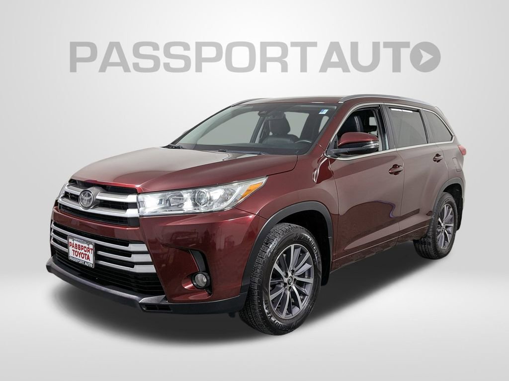 Used 2017 Toyota Highlander XLE